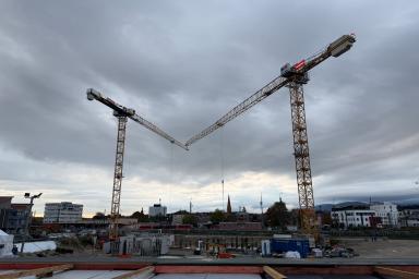 Ein neues Zentrum entsteht: Blick auf die Baustelle direkt am Bahnhof.